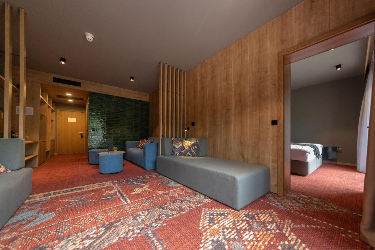 Hotel Nomad Bjelašnica Exteriör bild